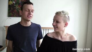 Szeretik felvenni magukat kufircolni - házi amatőr klip