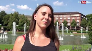 Német turista nőci kültéri anális kefélése