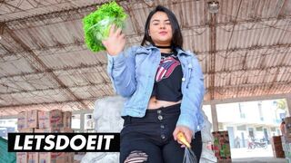 Forró spanyol milf xiomara soto olajos kufircolása az úton