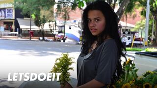 Aranyos néger milf selena gomez mélyen reszelve latin amerikai nunában
