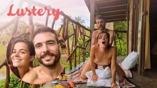 Lenyűgöző brazil amatőrök közösülnek az amazonasban