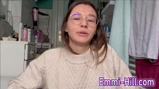 Extrém spriccelő fiatal együttlét egyetemista lánnyal